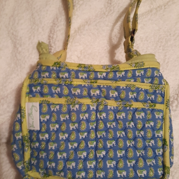 Gently used Vera Bradley purse - Picture 4 of 7